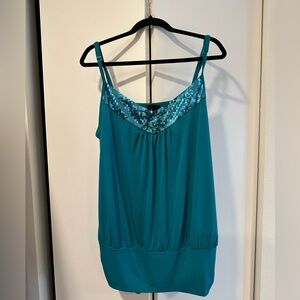 TORRID size 1 Vintage Teal SEQUIN SLEEVELESS PARTY TOP